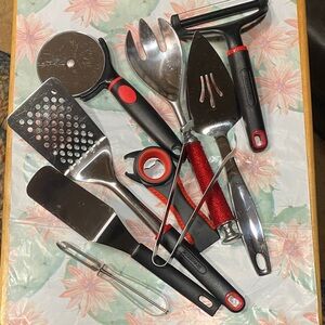 Farberware Black and Red Kitchen Tool Set